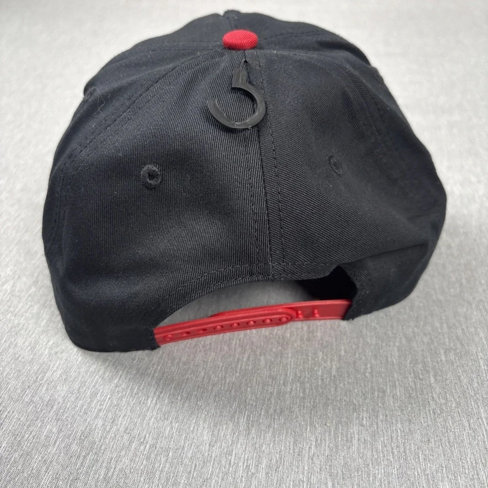 Chicago Bulls '47 Hitch Rope Script Adjustable Black / Red Snapback Hat NBA